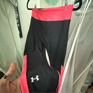 Under Armour Compression Leggings in Black and Pink